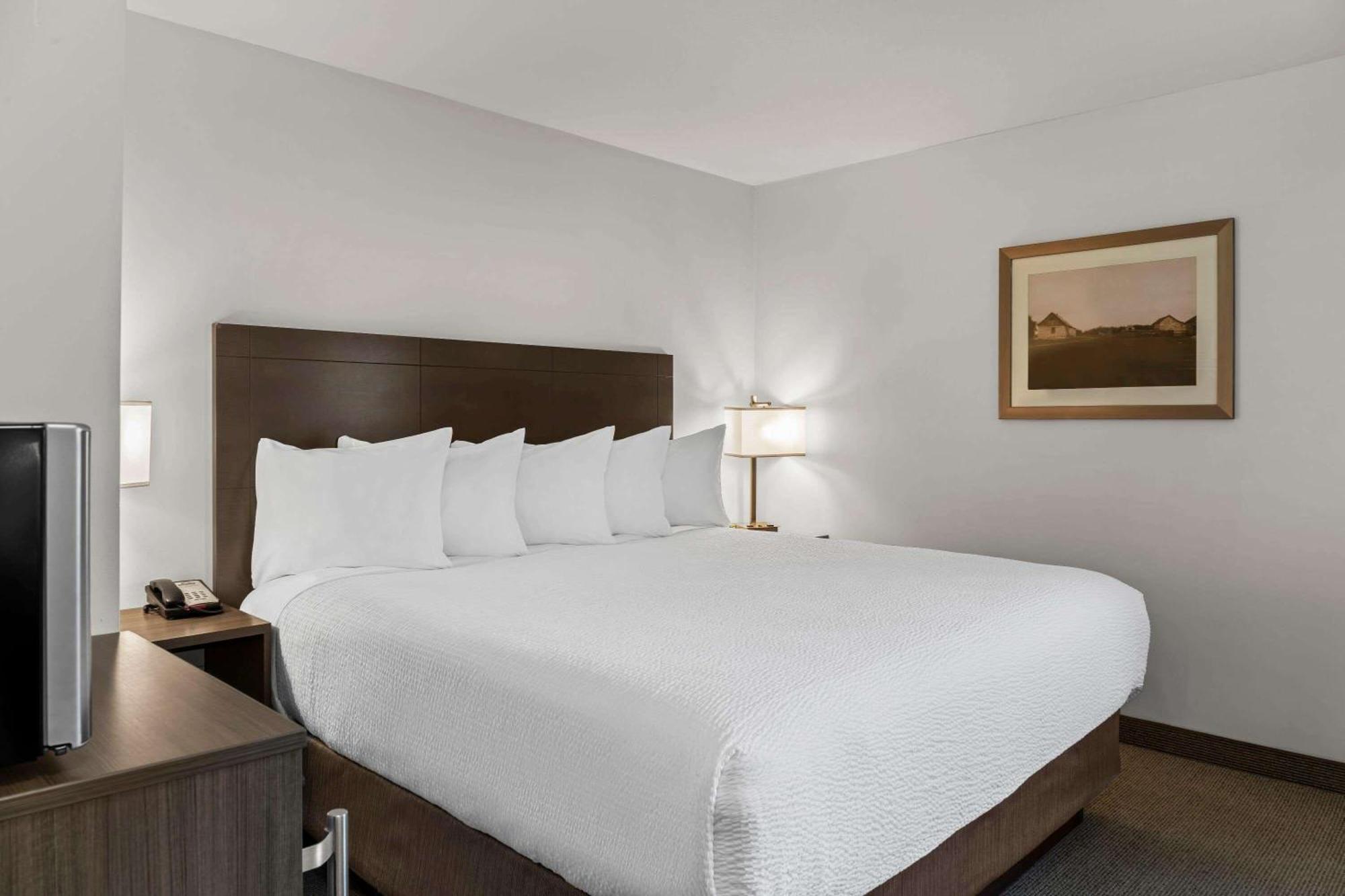 Days Inn By Wyndham Steinbach Eksteriør billede